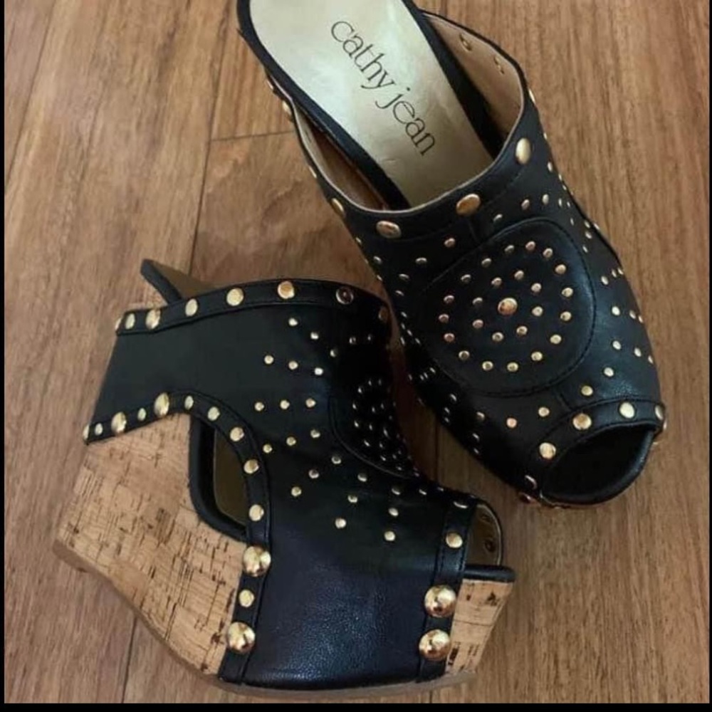 Cathy Jean wedge